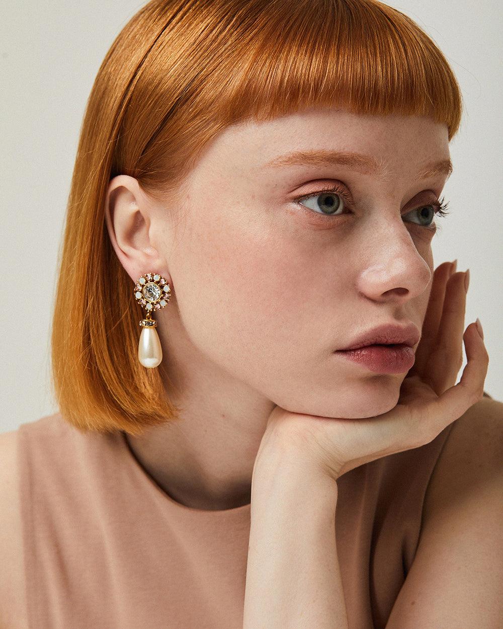 Bella Pearl Earrings