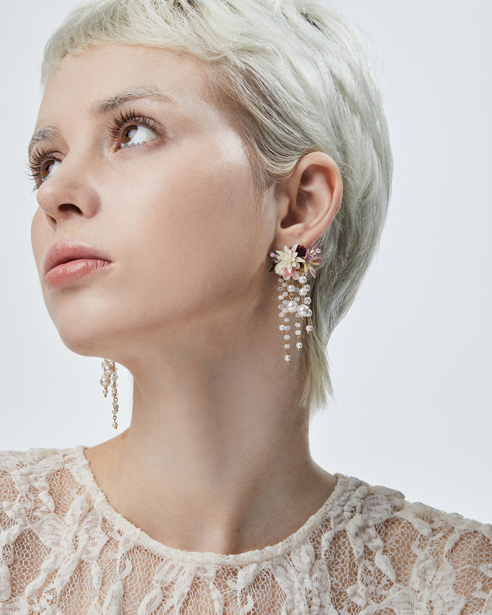 Flower Blast Small Tassel Earrings Burgundy