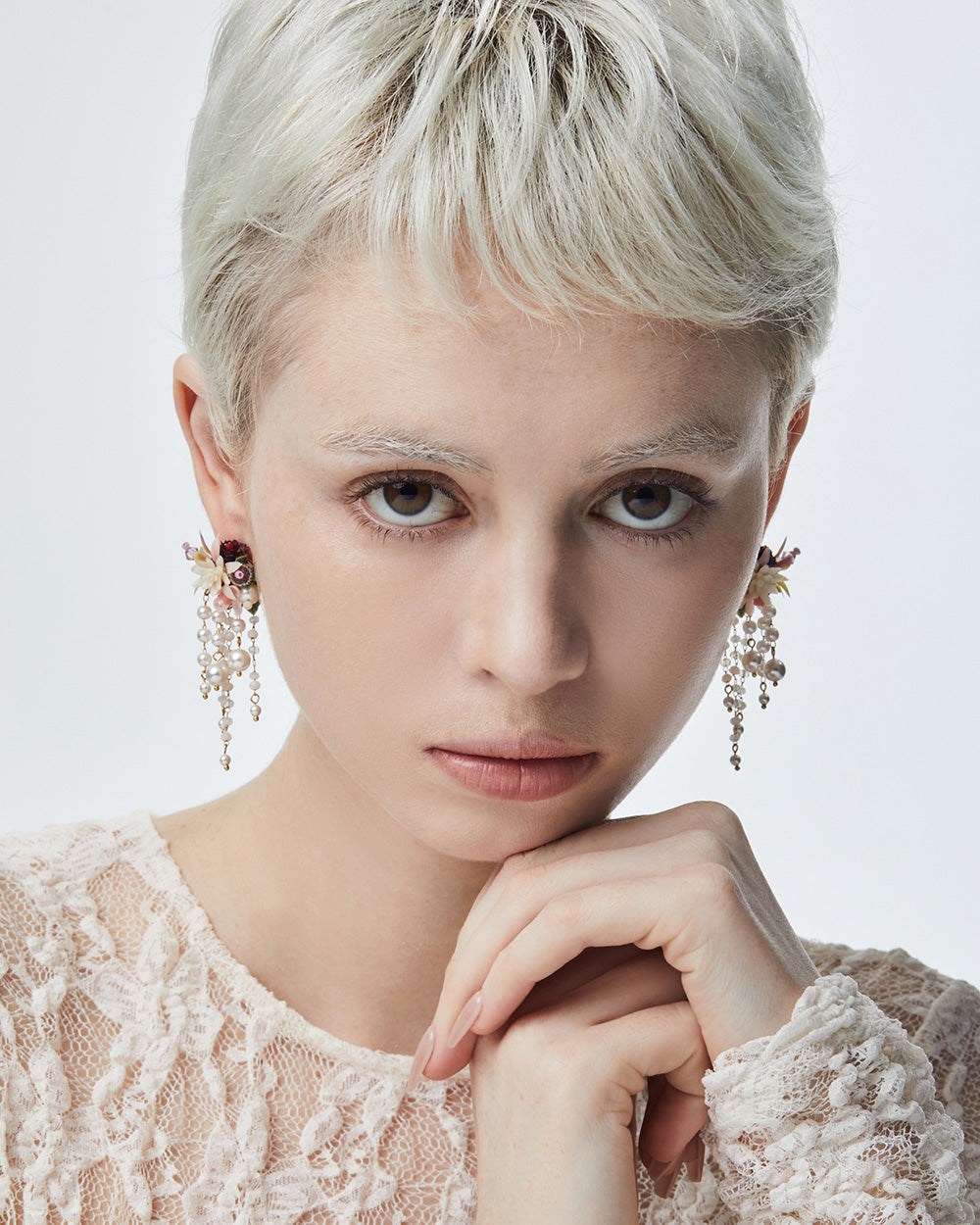 Flower Blast Small Tassel Earrings Burgundy