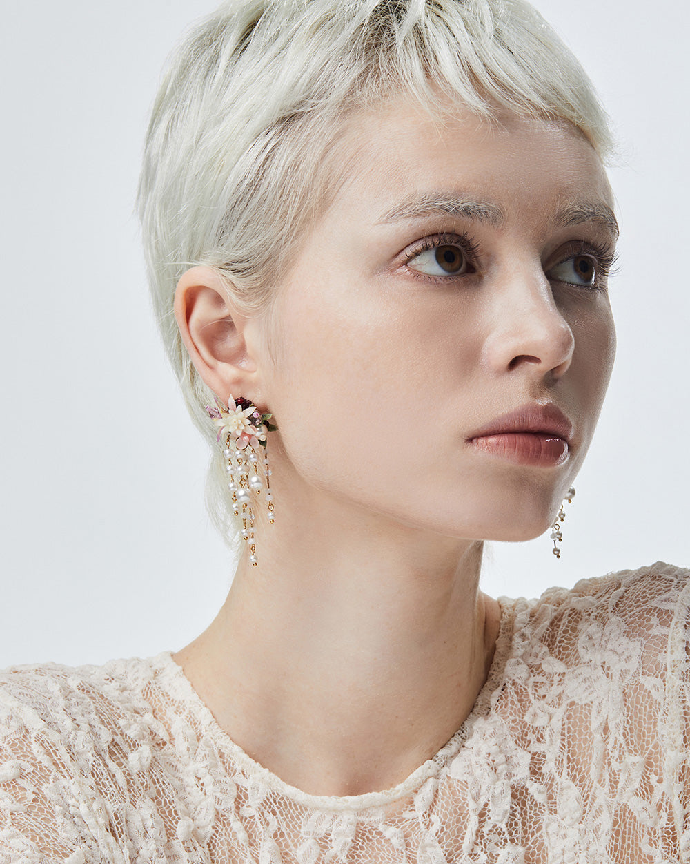 Flower Blast Small Tassel Earrings Burgundy