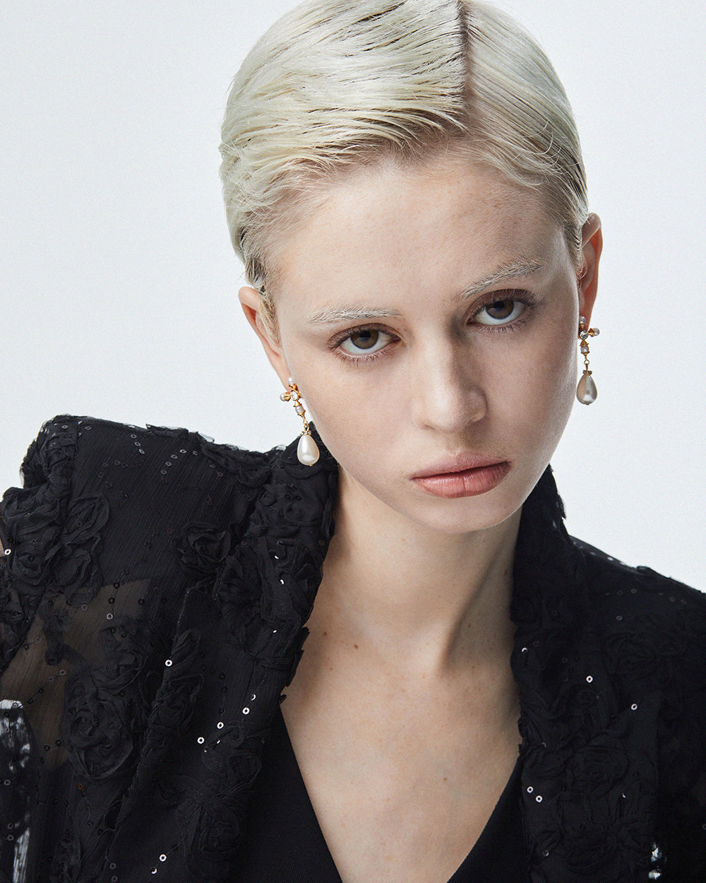 Noble Drop Earrings