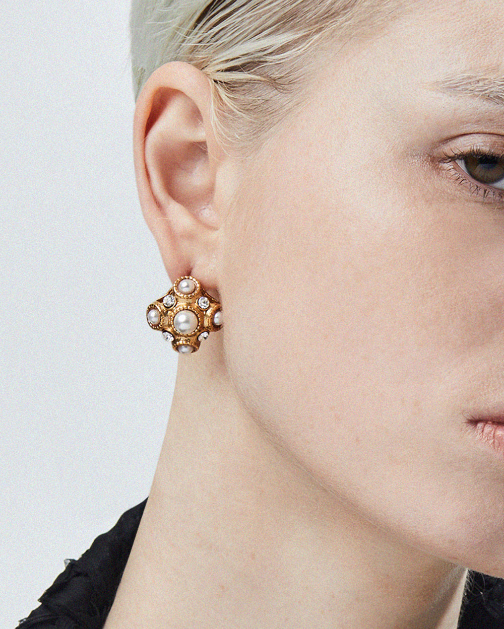 Victoria Stud Earrings