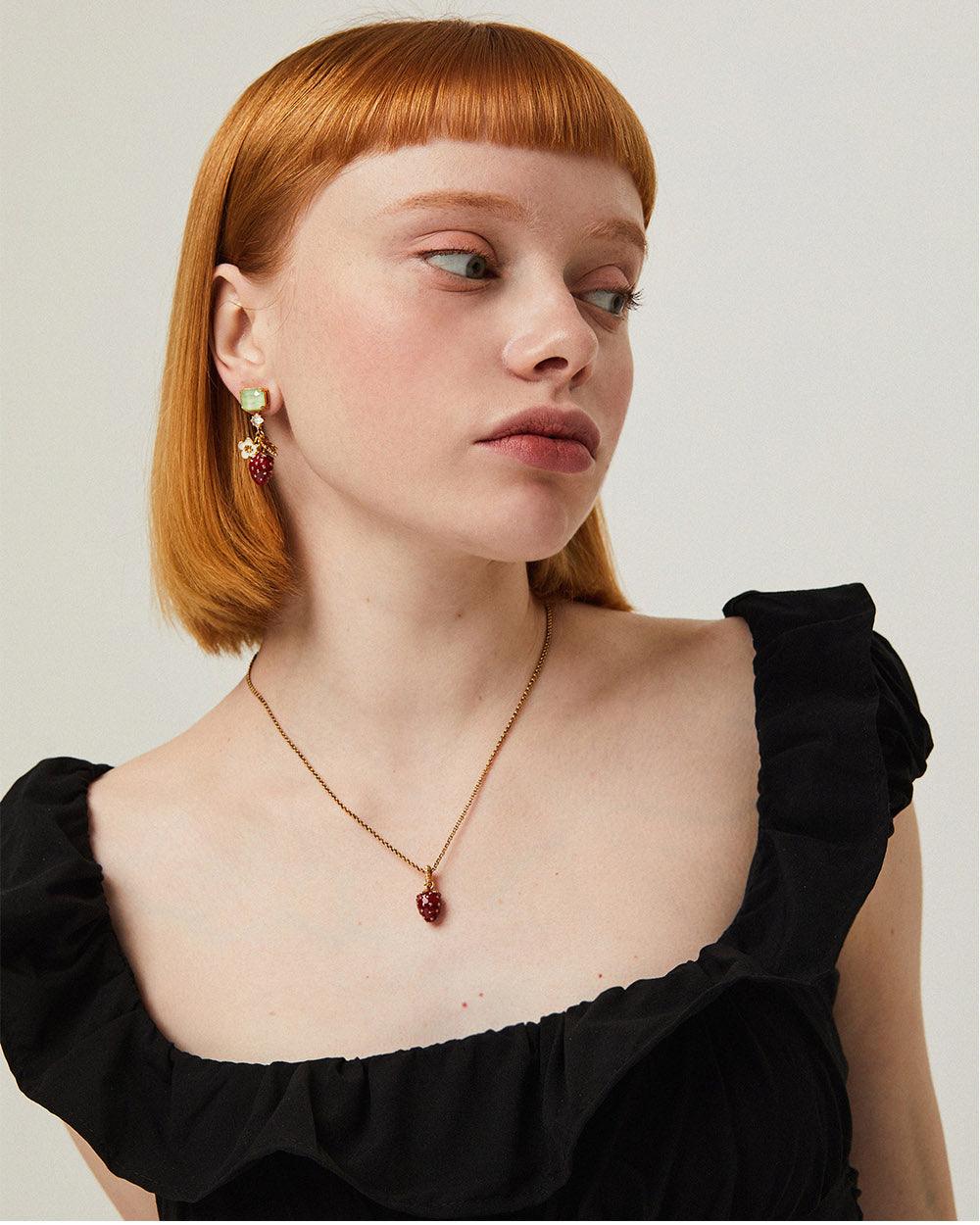 Berry Pendant Necklace Red