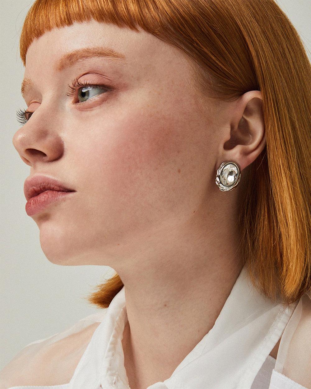 Savage Oval Stud Earrings