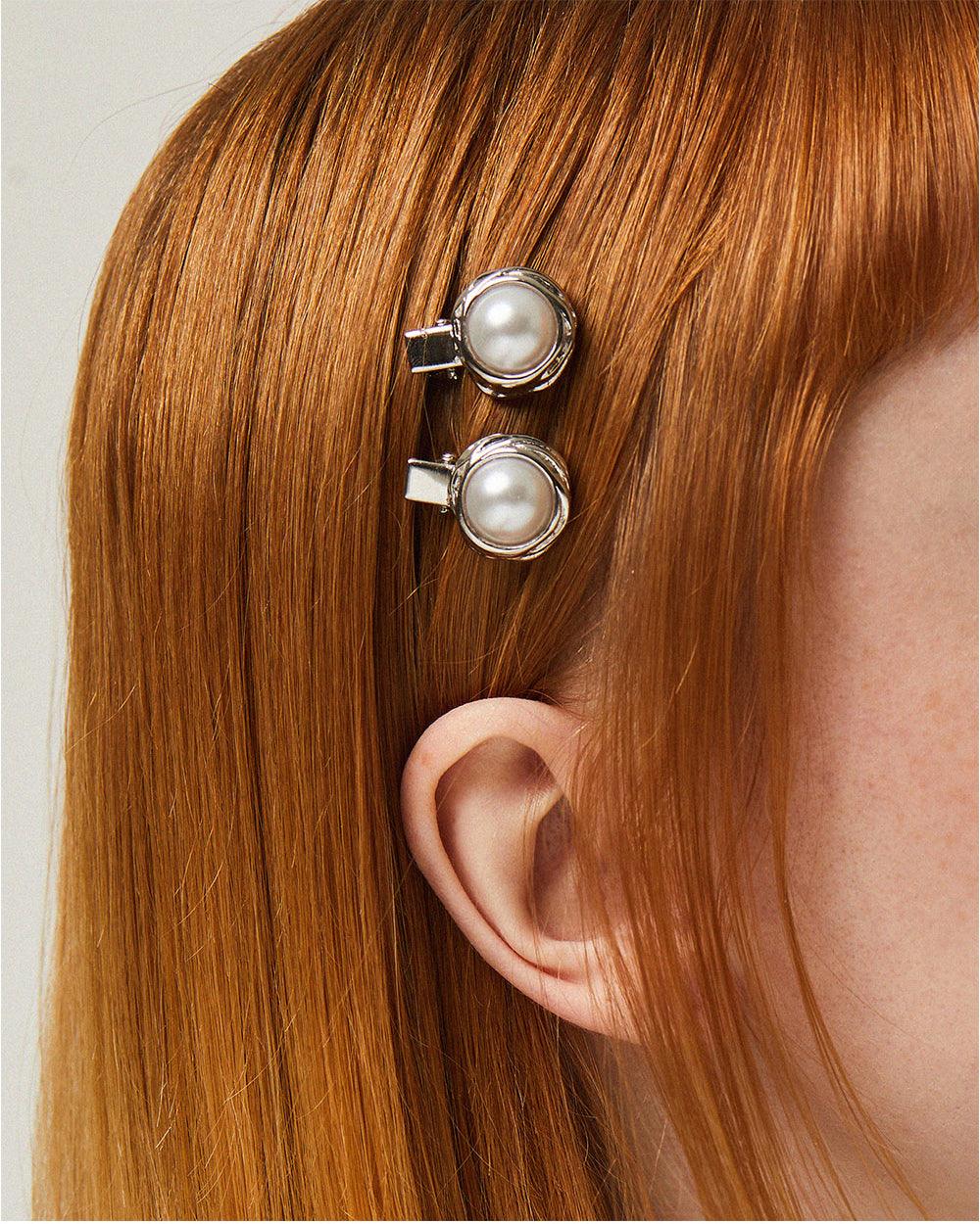 Savage Pearl Hair Pin