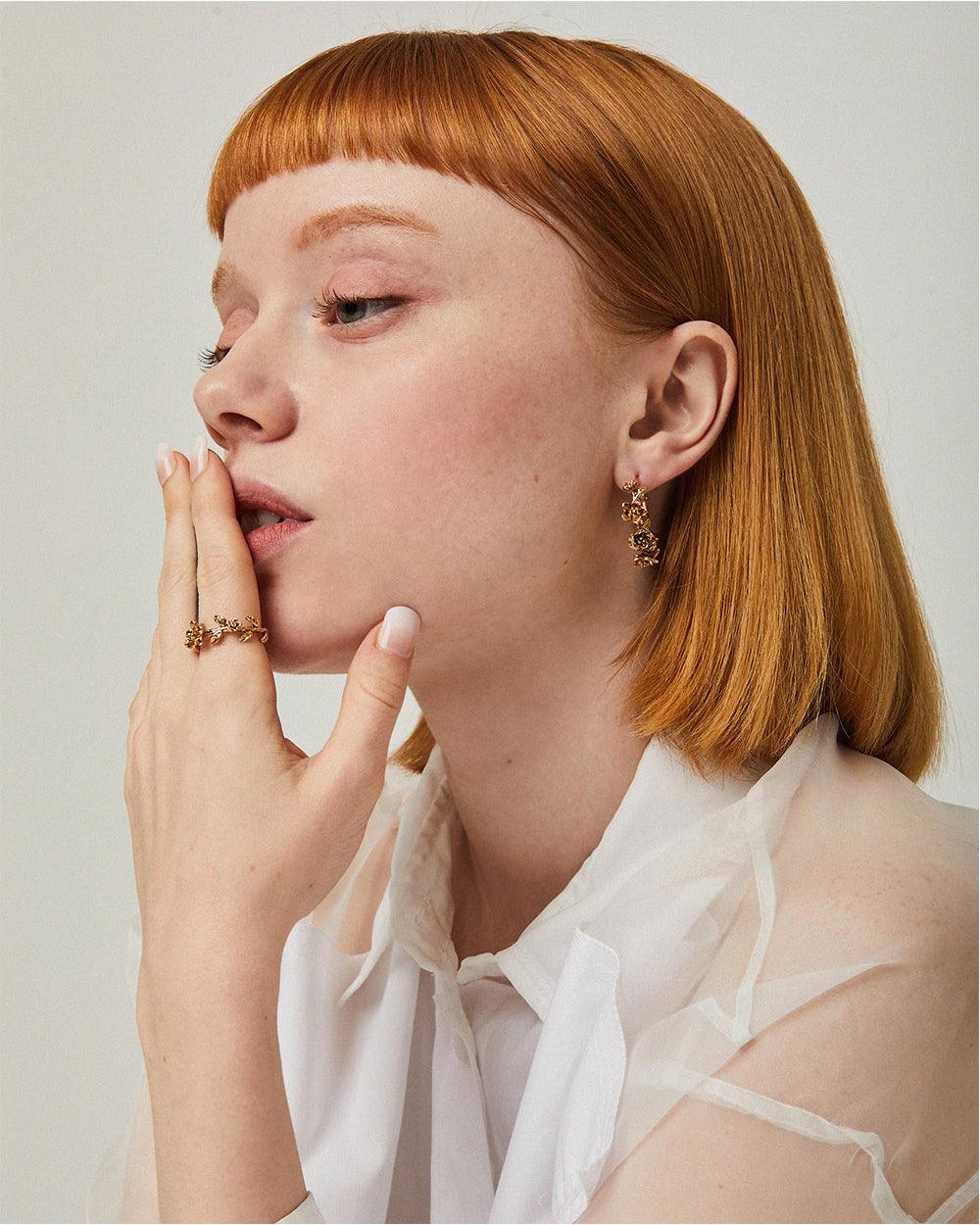 Wild Rose Wreath Ring Gold