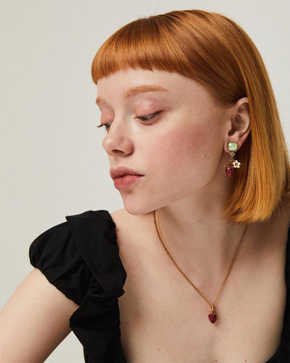 Berry Pendant Necklace Red