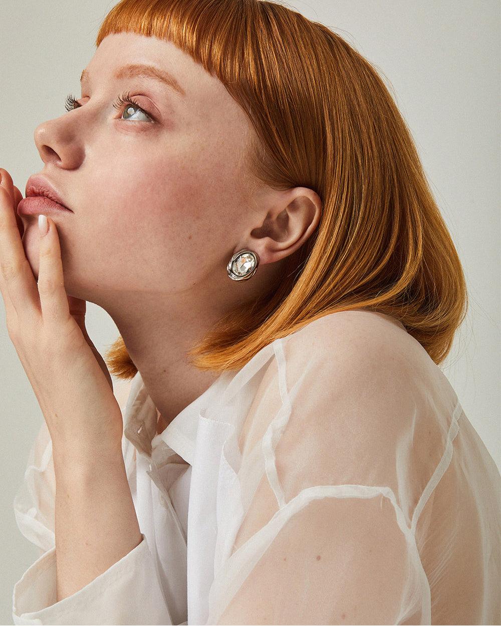 Savage Oval Stud Earrings