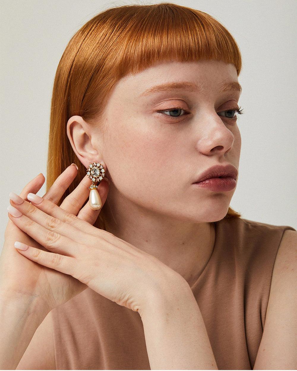 Bella Pearl Earrings