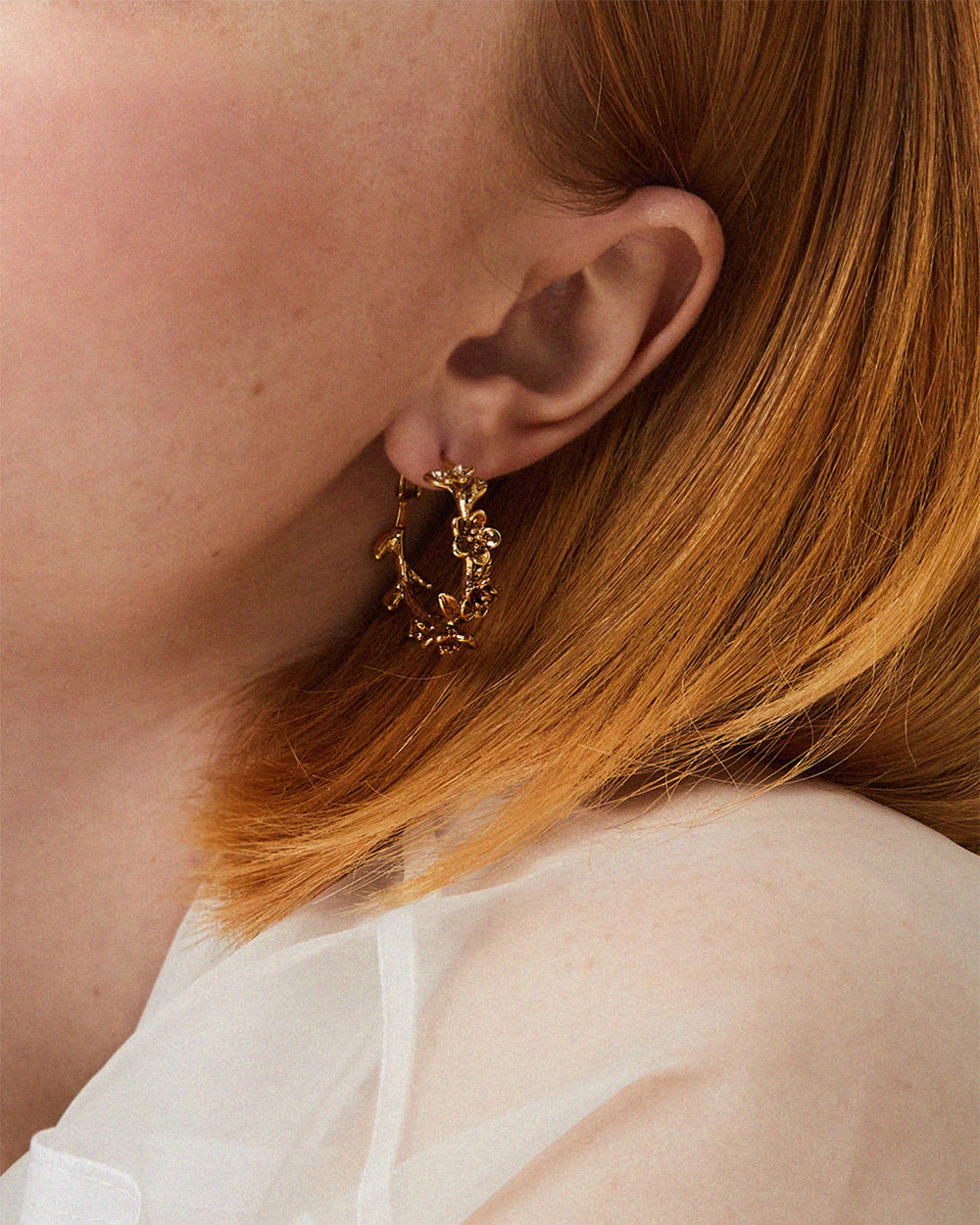 Garden Hoop Earrings Gold - 2 Sizes