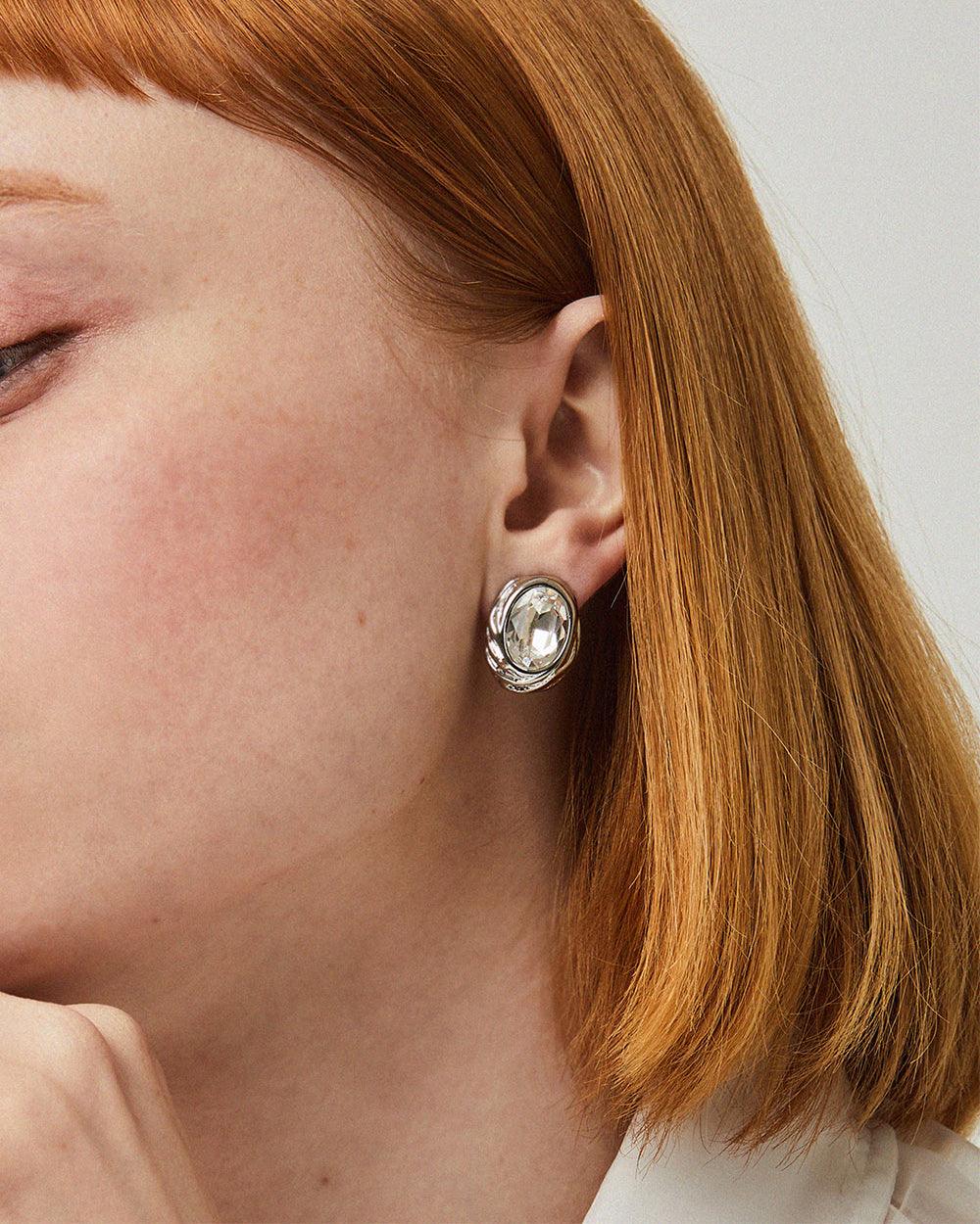 Savage Oval Stud Earrings