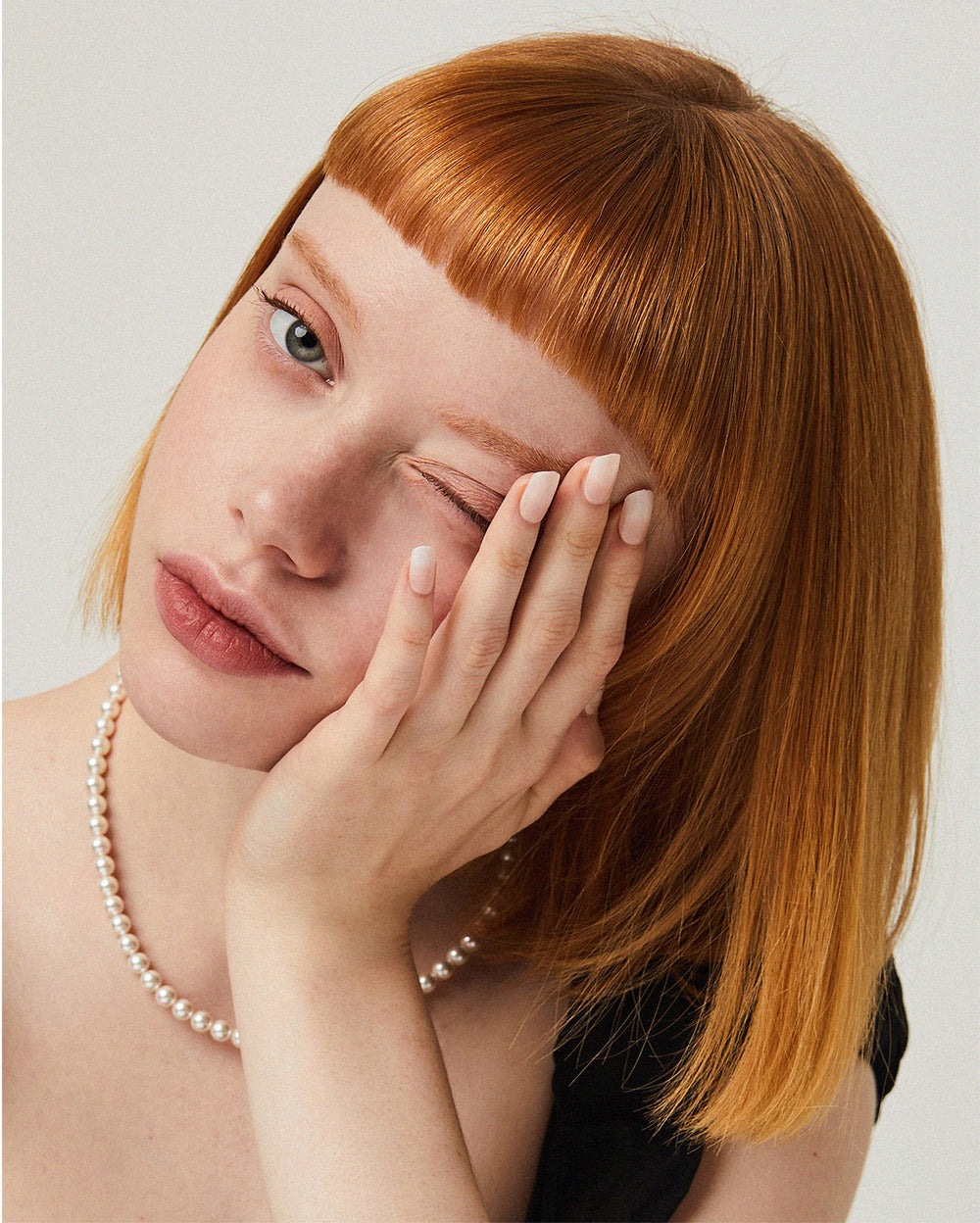 Rose Hook Pearl Necklace Silver