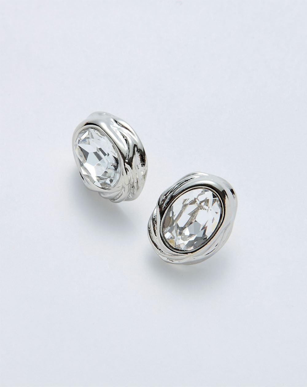 Savage Oval Stud Earrings