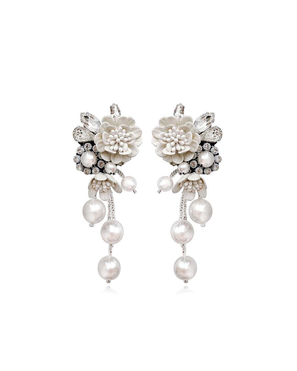 Liberty Pearl Earrings White