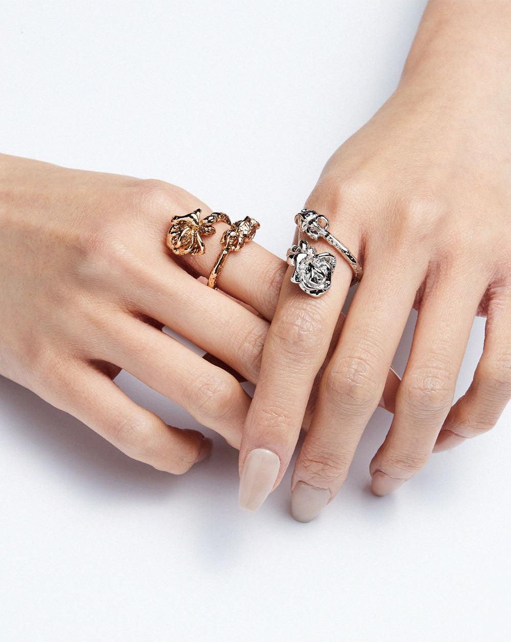 Wild Rose Twisted Ring Gold