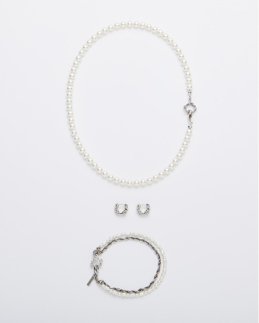 Rose Hook Pearl Bracelet Silver