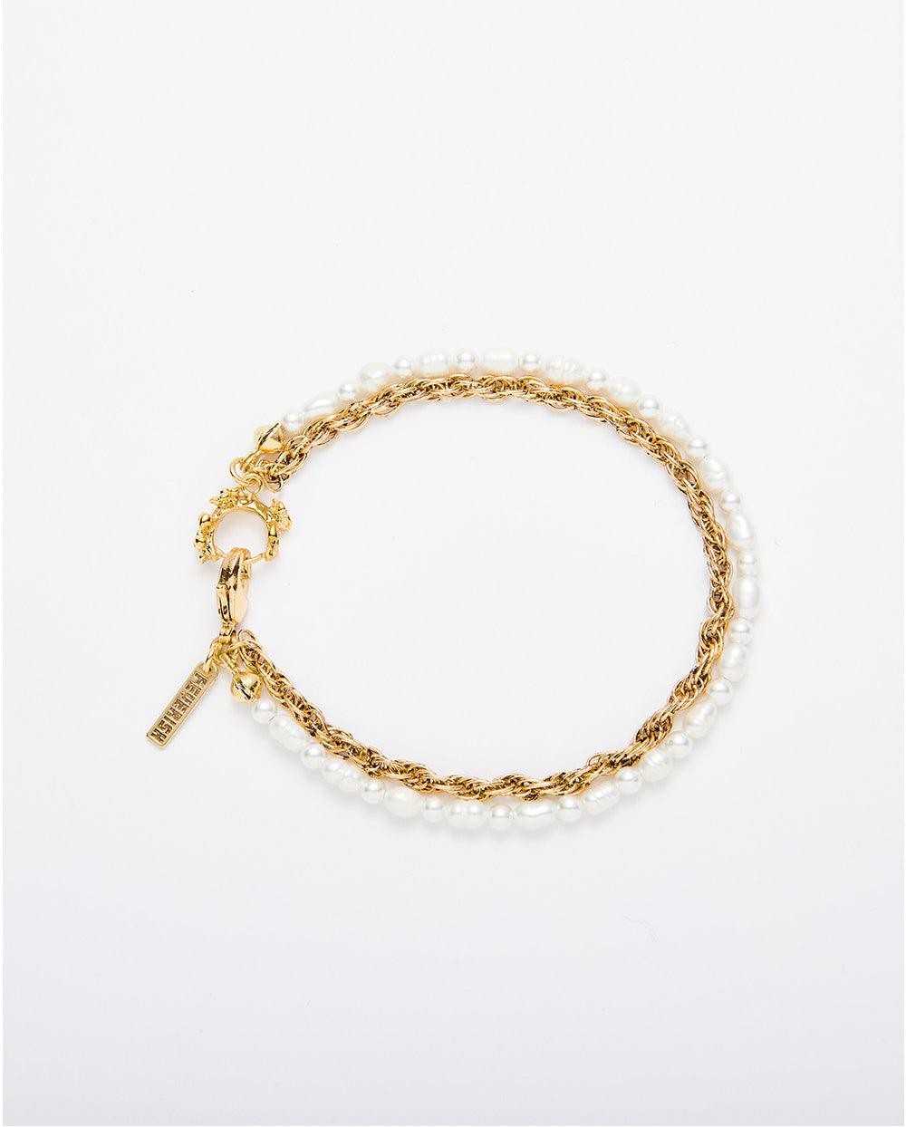 Rose Hook Pearl Bracelet Gold