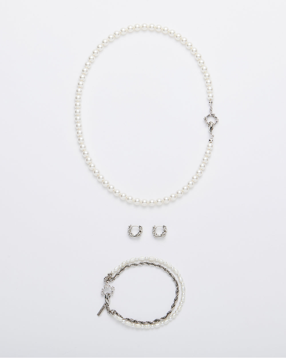 Rose Hook Pearl Necklace Silver