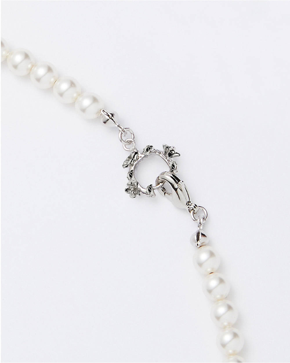 Rose Hook Pearl Necklace Silver