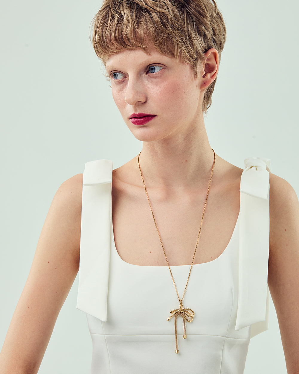 Tied Motion Long Necklace