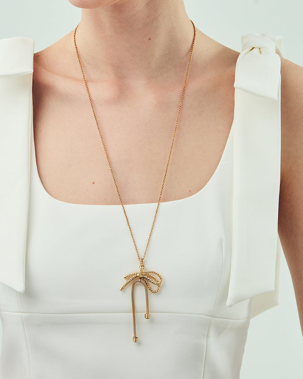 Tied Motion Long Necklace