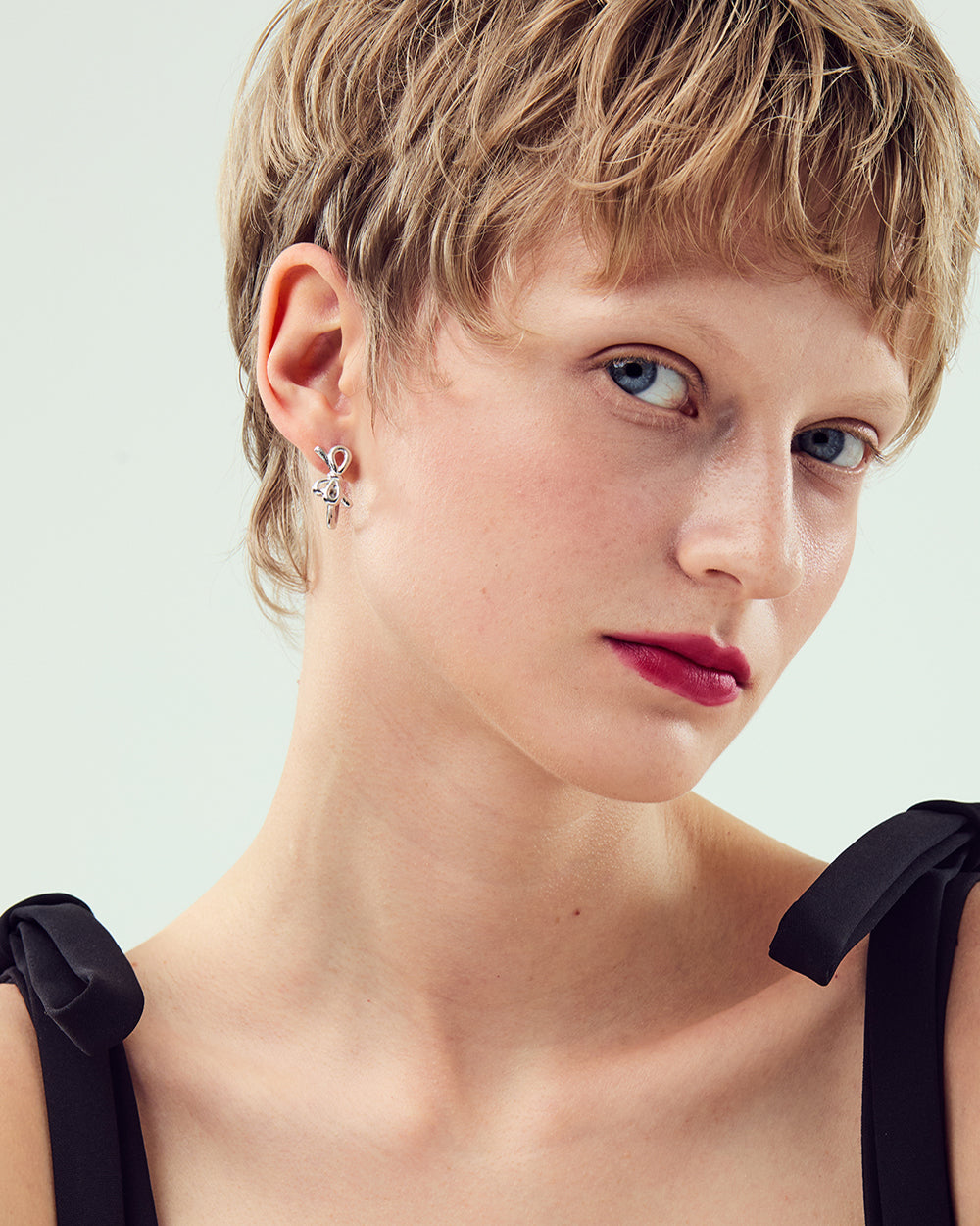 Tied Motion Hoop Earrings