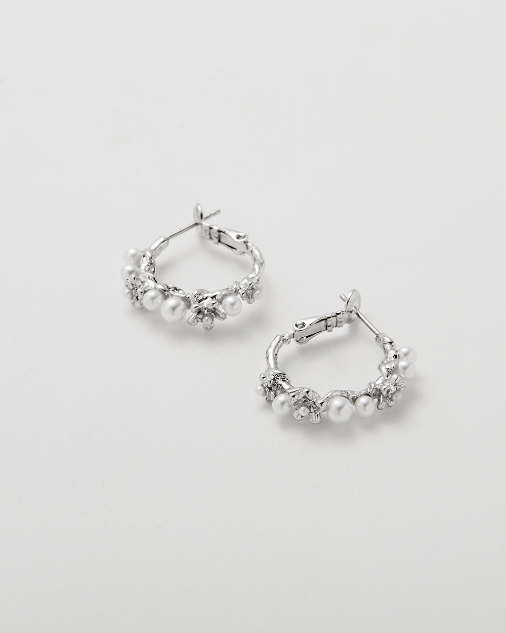 Pearlblush Hoop Silver Earrings - 2 Sizes