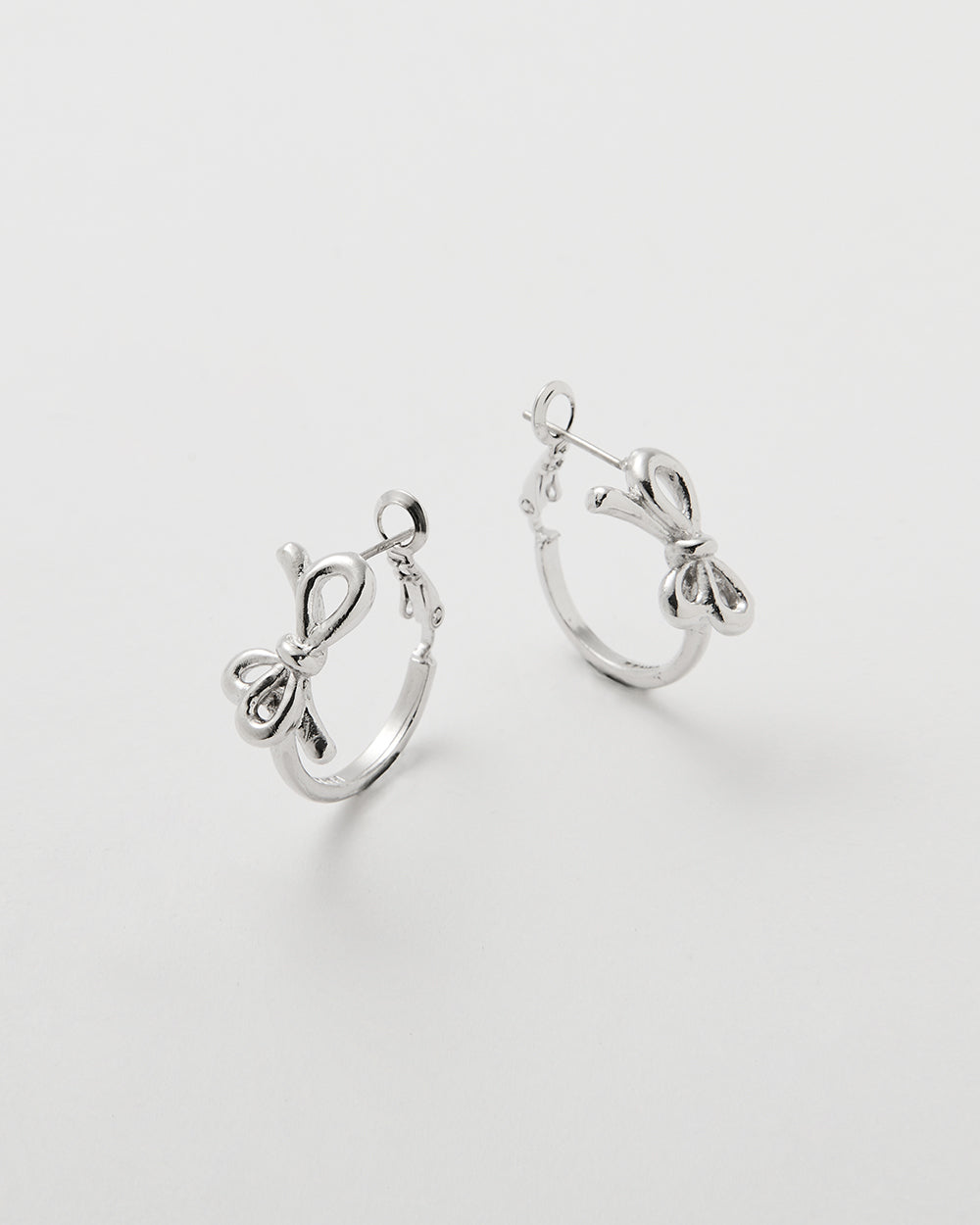 Tied Motion Hoop Earrings