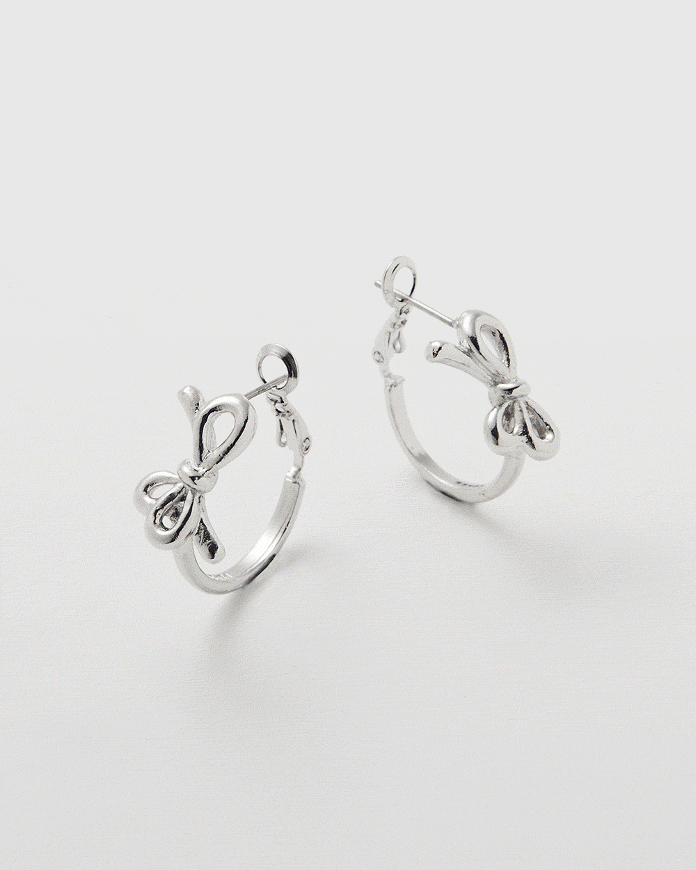 Tied Motion Hoop Earrings