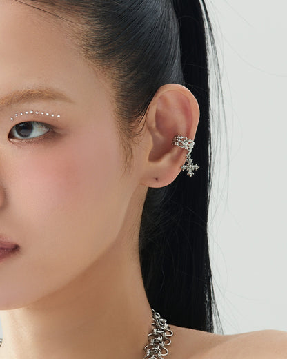 Gothic Romance Earcuff