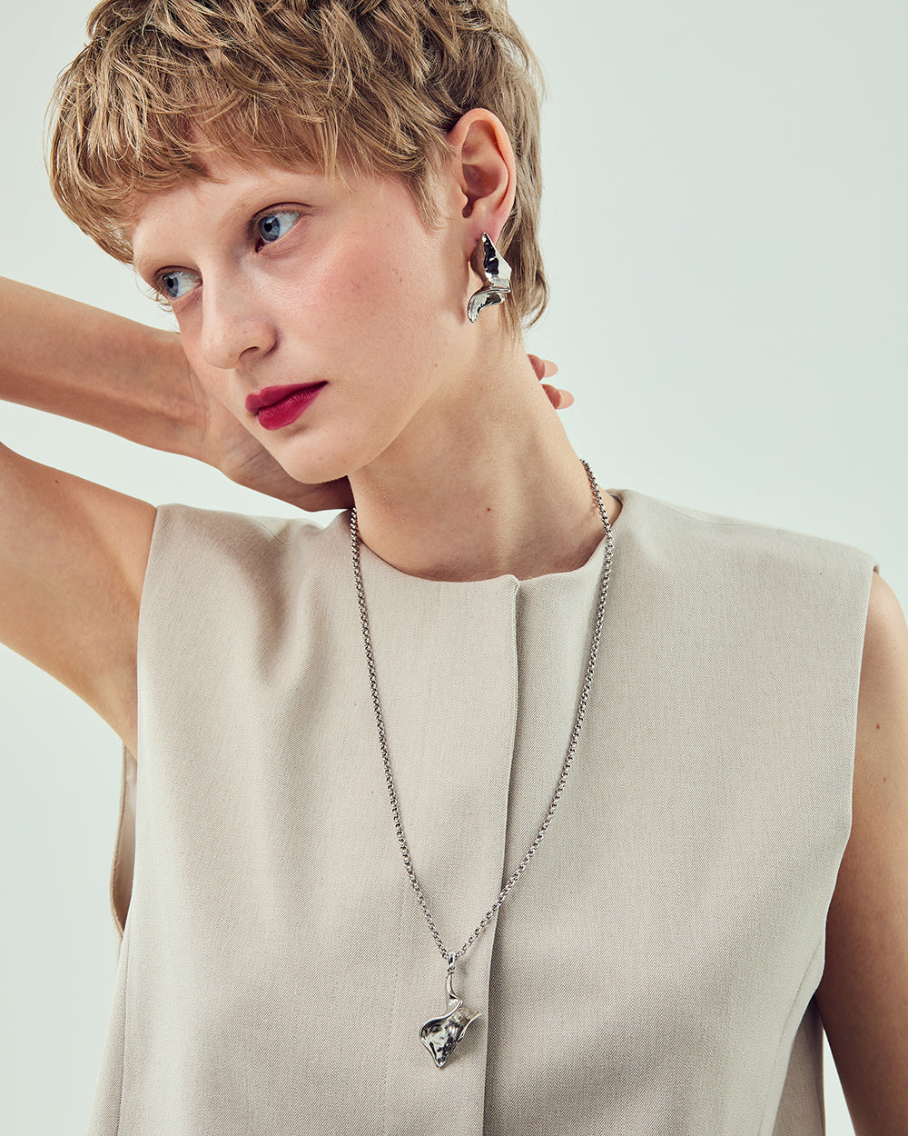 Fluid Pendant Necklace